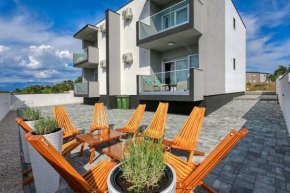 Luxury Apartments Hills